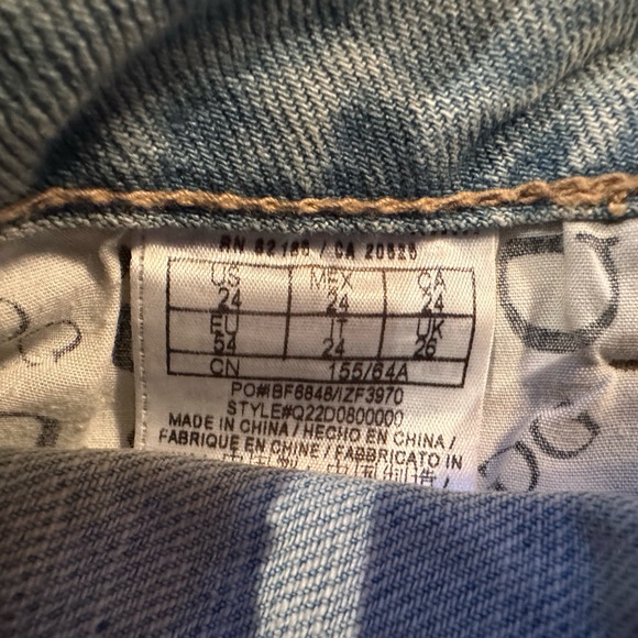 Guess Distressed Mini Skirt - Picture 5 of 5